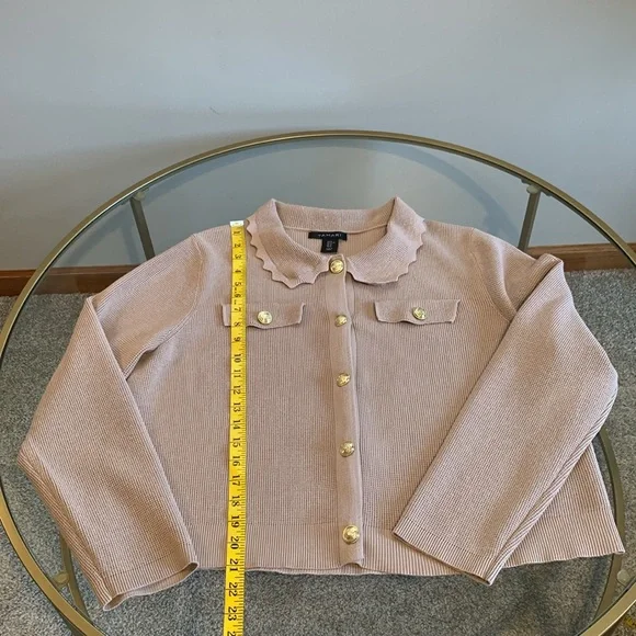 Tahari Sweater Jacket with Peter Pan collar and gold buttons - Picture 11 of 16